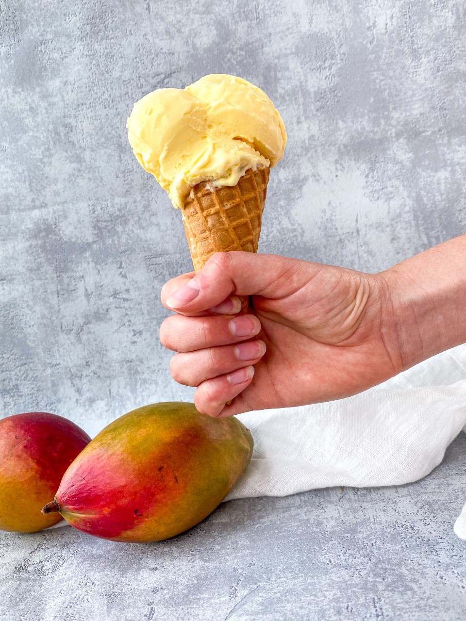Fruitig mango ijs