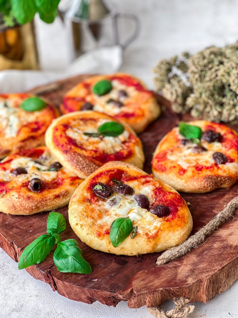 Mini pizza - CookingQueens